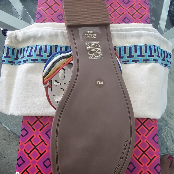 Tory Burch White Sandals with Multicolor Accents (Never Worn Size 10) - Picture 3 of 7